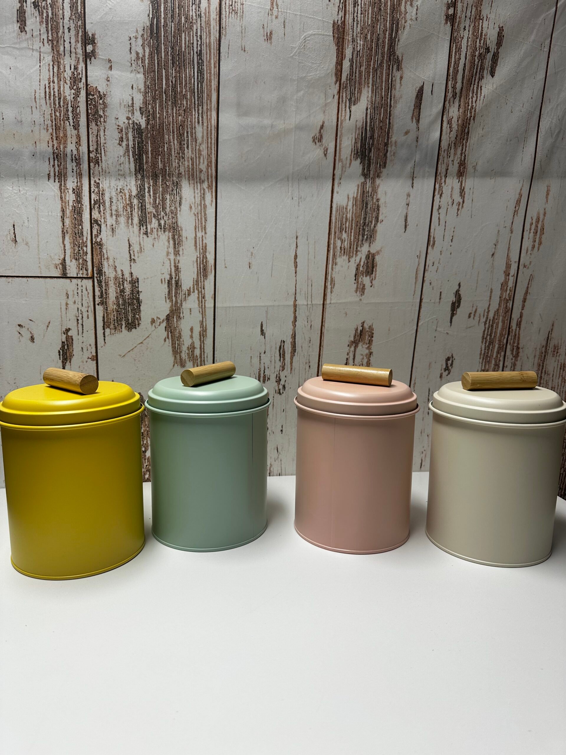 Barattoli in Latta Colorati